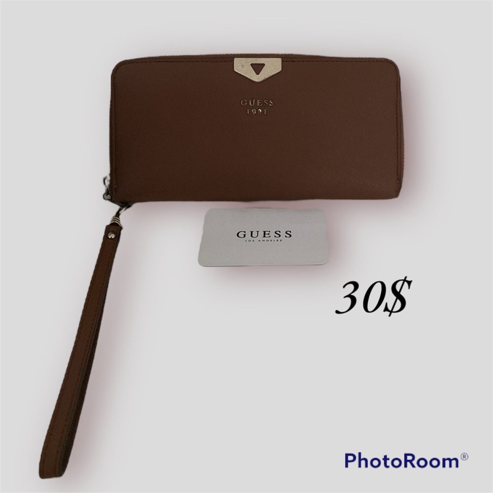 GUESS WRISTLET
